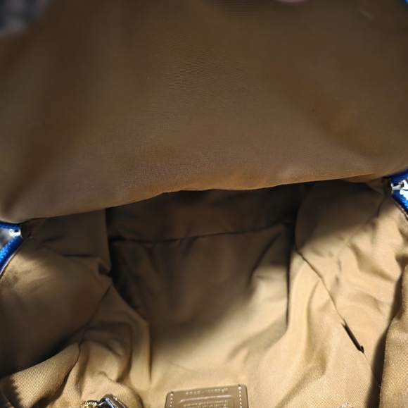 Coach Medium Charlie Backpack featuring a rainbow-colored horse and carriage - Picture 6 of 15